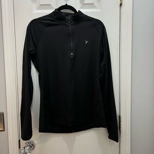 Black Long Sleeve Athletic Top
